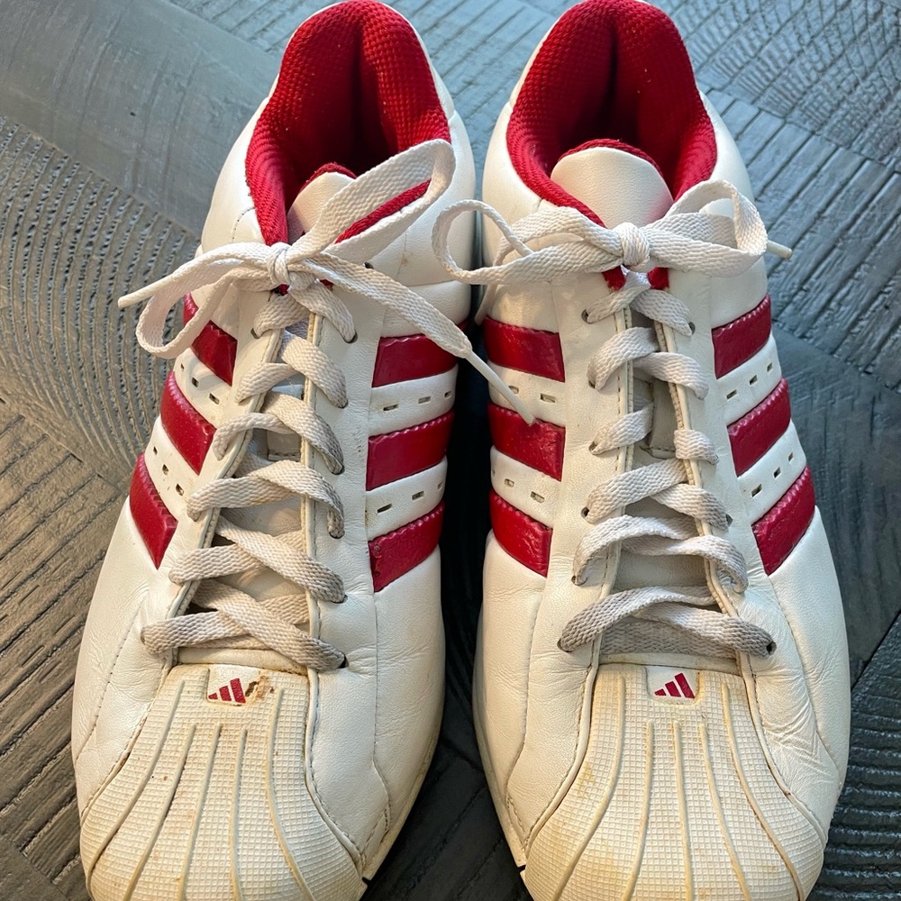 Men’s White & Red Adidas Sneakers Size 9 1/2